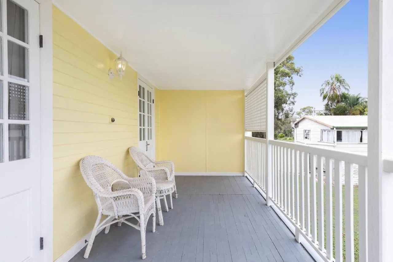 Coastal Queenslander With Fraser Island Views Boonooroo