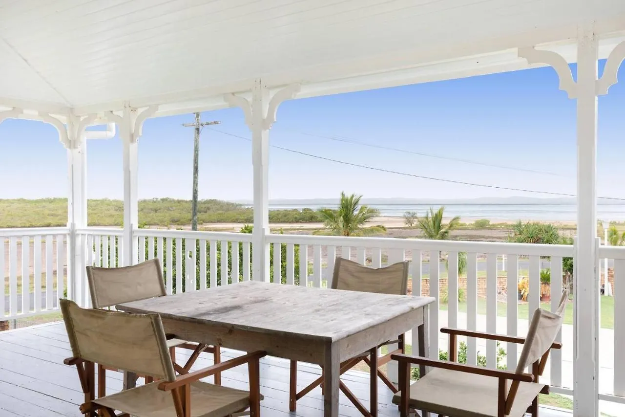 Coastal Queenslander With Fraser Island Views Boonooroo Holiday home
